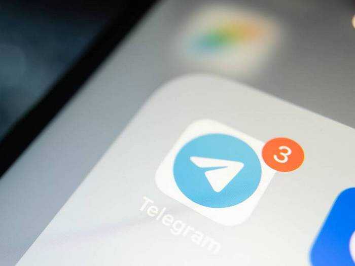 В России не планируют блокировать мессенджер Telegram, заявил зампред комитета Госдумы Андрей Свинцов