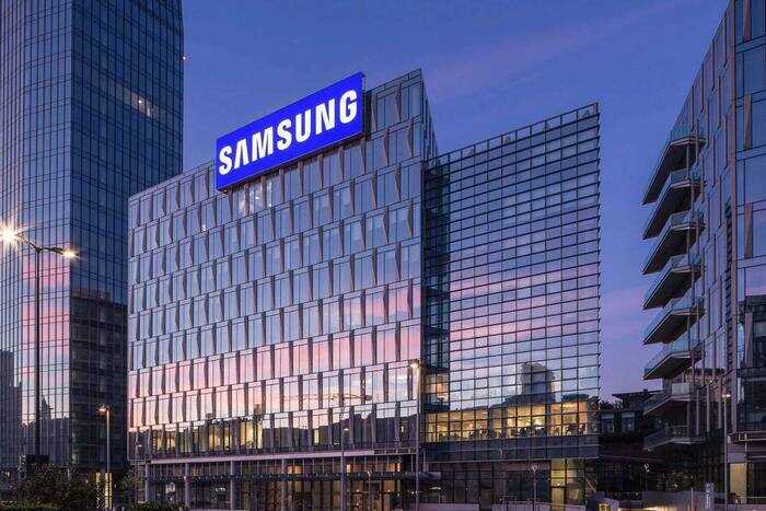Samsung перестала сотрудничать с российскими поставщиками металлов для производства дисплеев